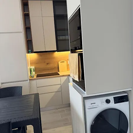 Gridis Qerret - One Bedroom Apartment, At Qerret Beach, Durres, Albania Golem (Tirana)
