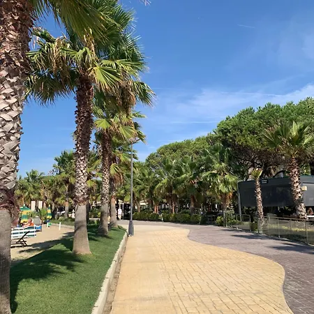 Gridis Qerret - One Bedroom Apartment, At Qerret Beach, Durres, Albania Apartament *