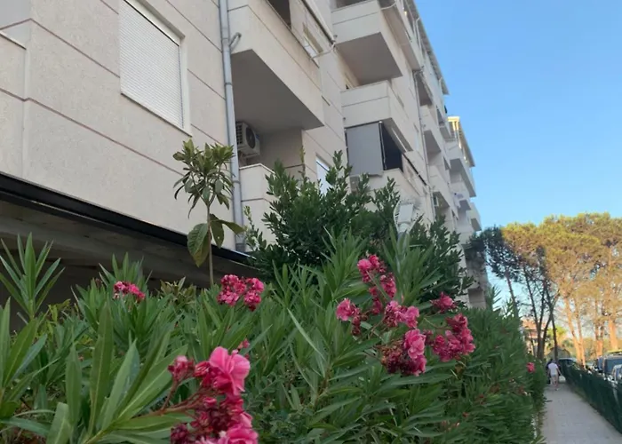 Gridis New Stylish, Fully Furnished, One Bedroom Apartment, Qerret Beach, Durres, Albania Apartment Golem (Tirana)